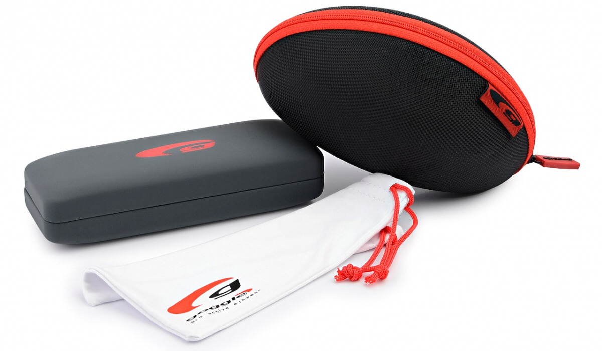 etui-1200-700.jpg